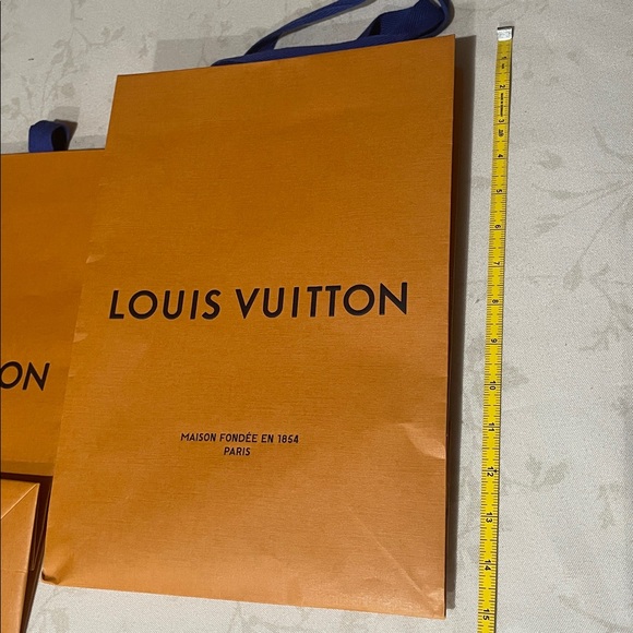 Two Louis Vuitton Shopping Bags, Ribbon, and Envelope - Picture 5 of 6